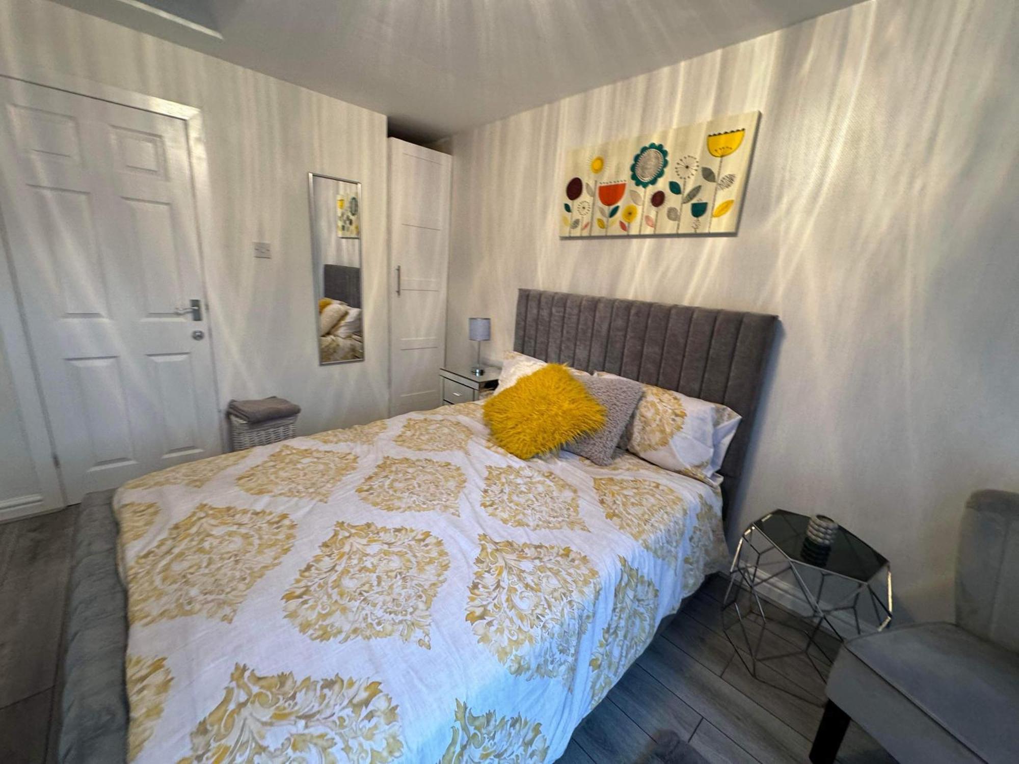 Private Guest House/Annexe Salford  Ngoại thất bức ảnh